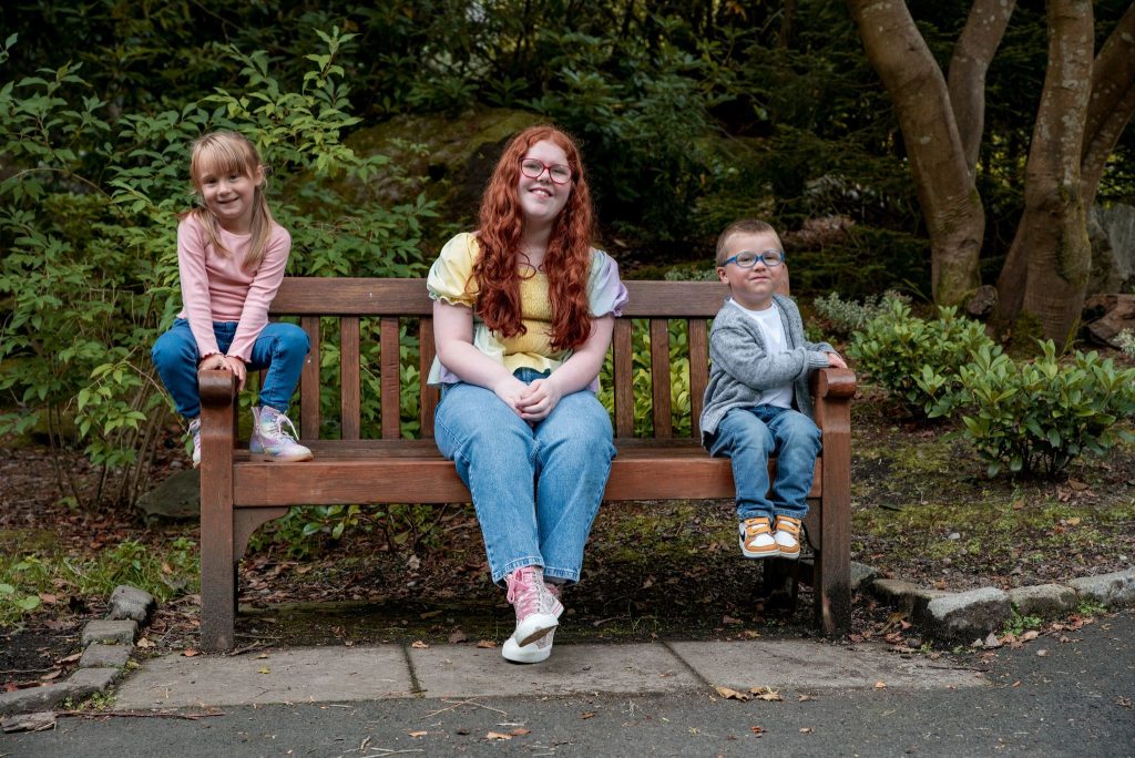 children photoshoot at Johnstone Garden, Aberdeen